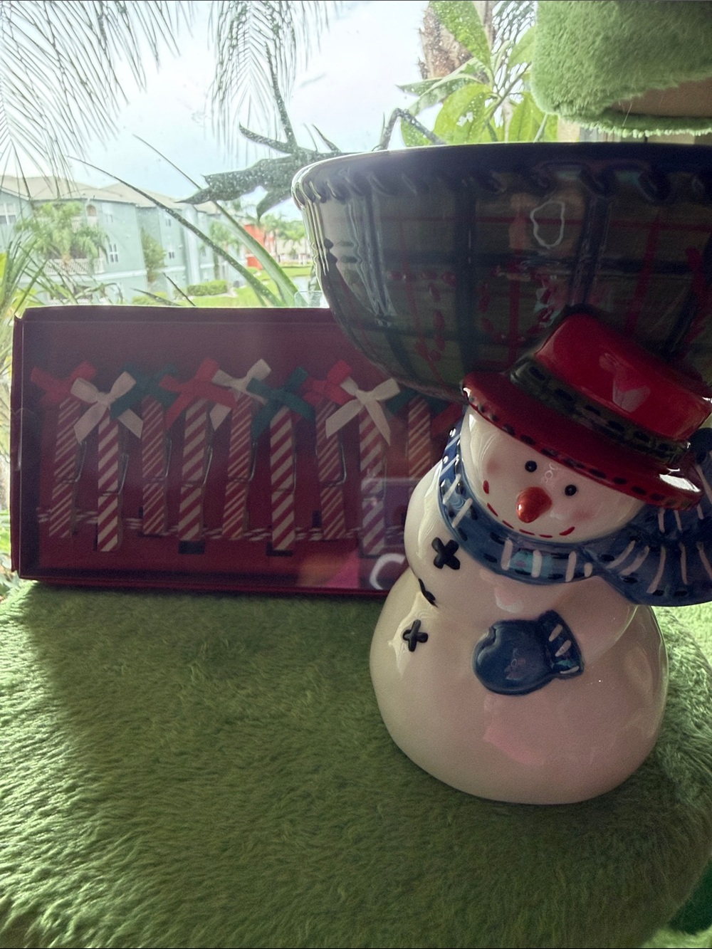 Card holder, Other Stories Red and Blue Ceramic Snowman Holiday Accent